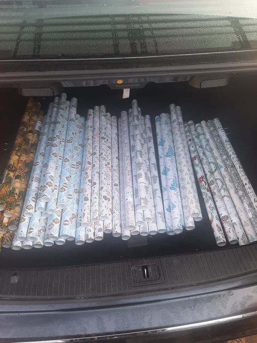 Świateczny papier ozdobny