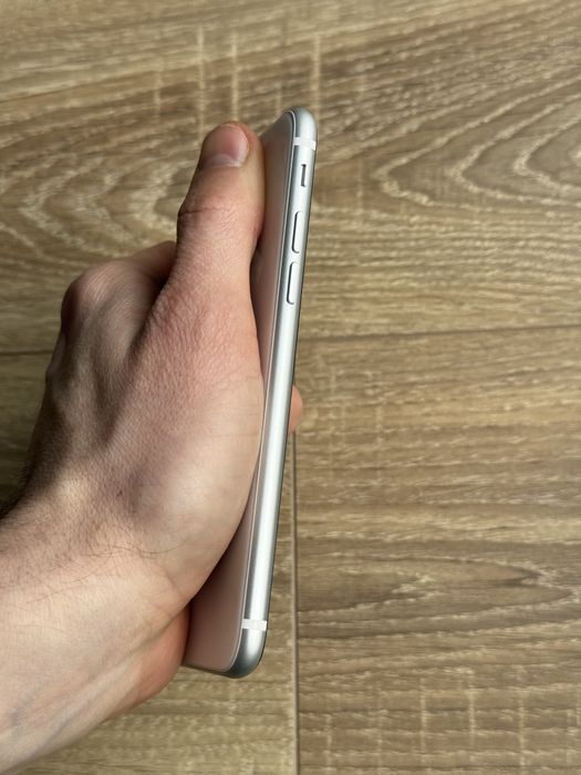 АКБ 100% 16циклів OpenBox Apple iPhone SE 2 128 2020 White Neverlock