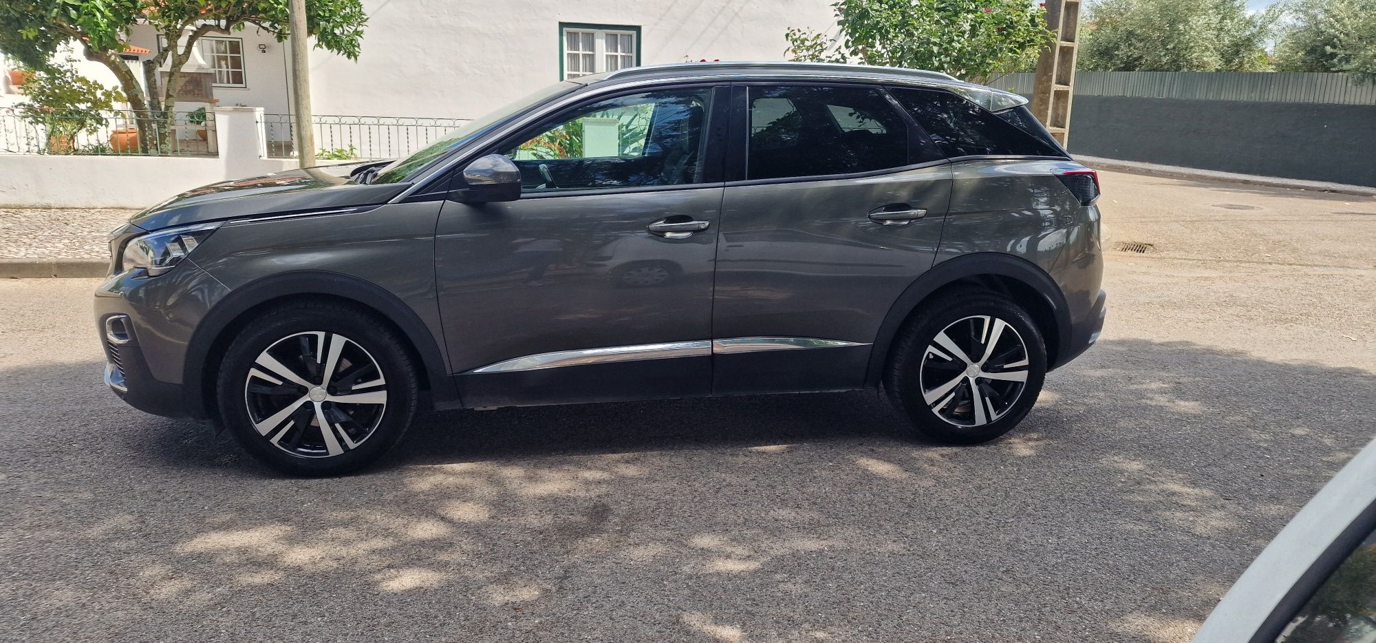 Peugeot 3008 1.5 130cv Nacional
