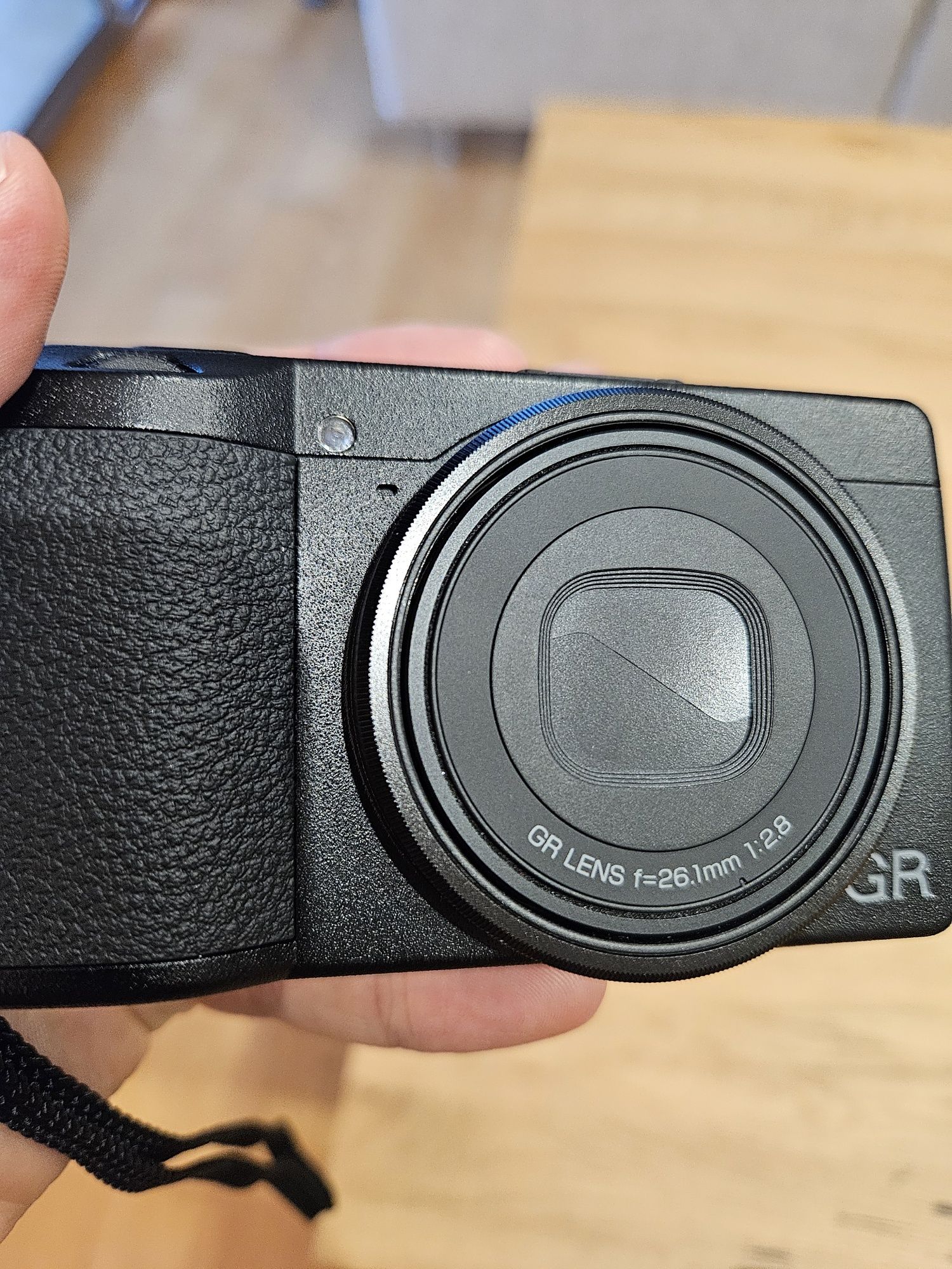 Ricoh gr IIIx hdf