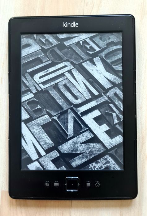 Электронная книга Kindle 4