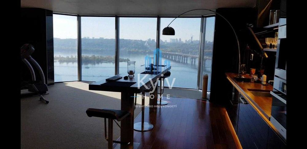 Аренда видовой 2к квартиры, 135м2, ТЦ Silver Breeze! 10мин до Печерска