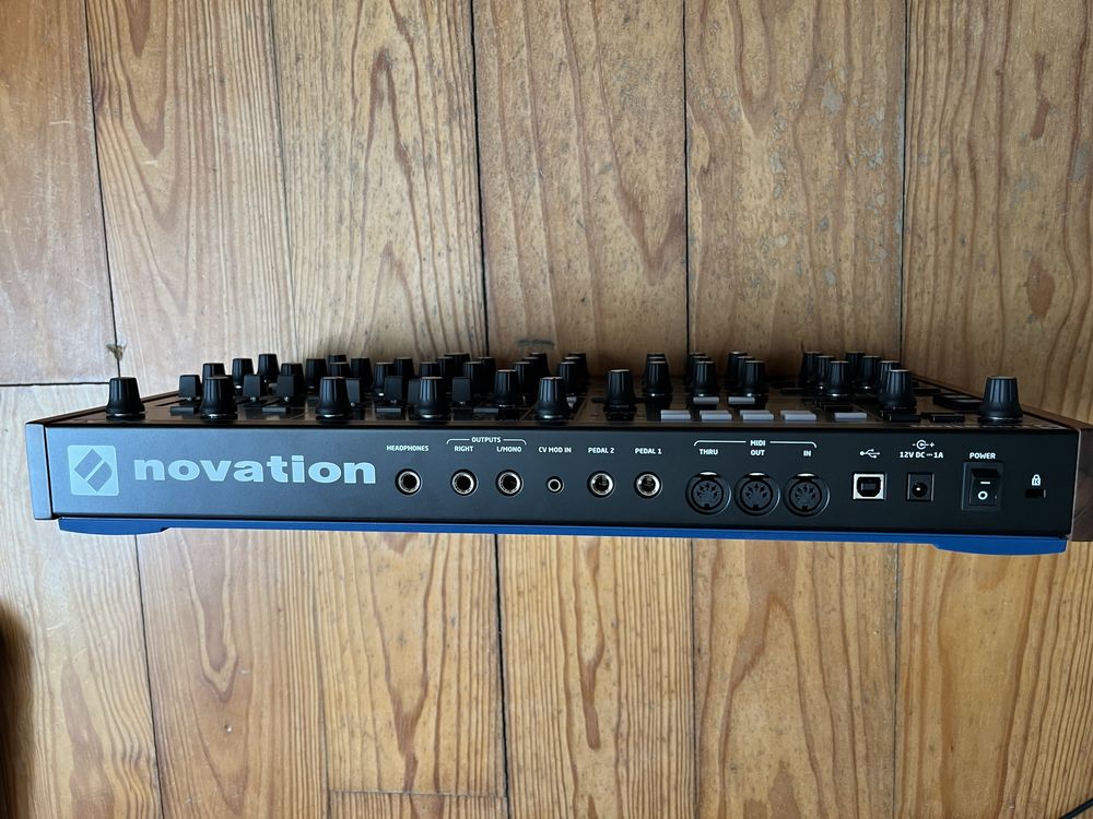 Novation Peak + flight pro case