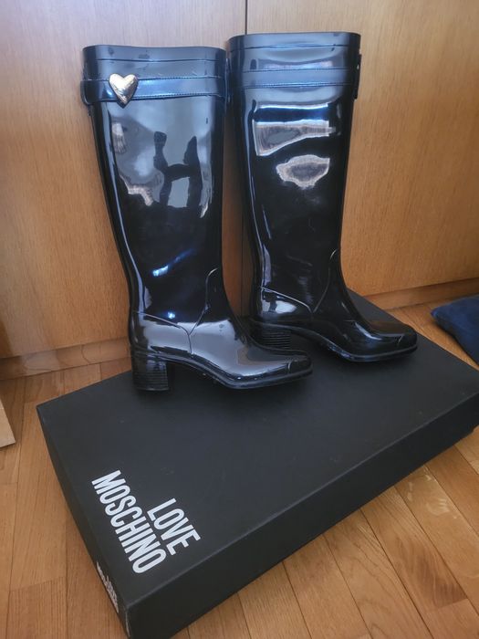 Galocha Love Moschino