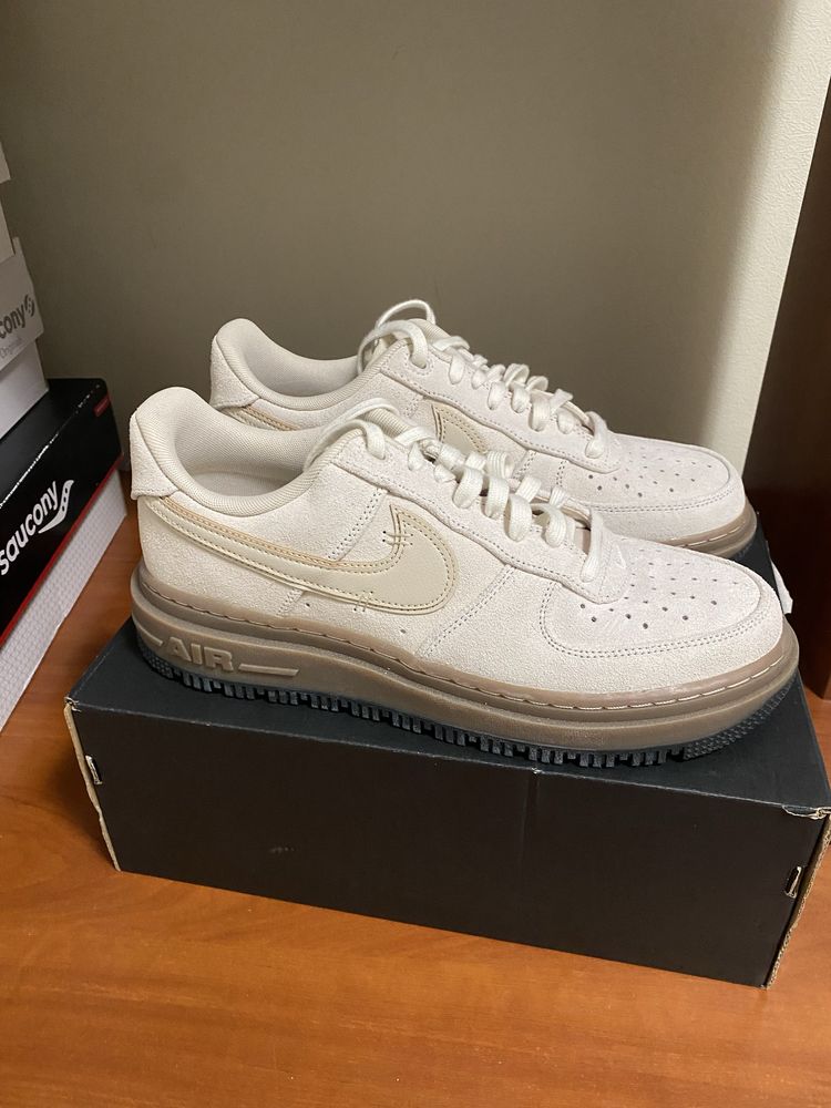 Новые ОРИГИНАЛ оригінал кроссовки кросівки Nike найк Air Force 1 Luxe