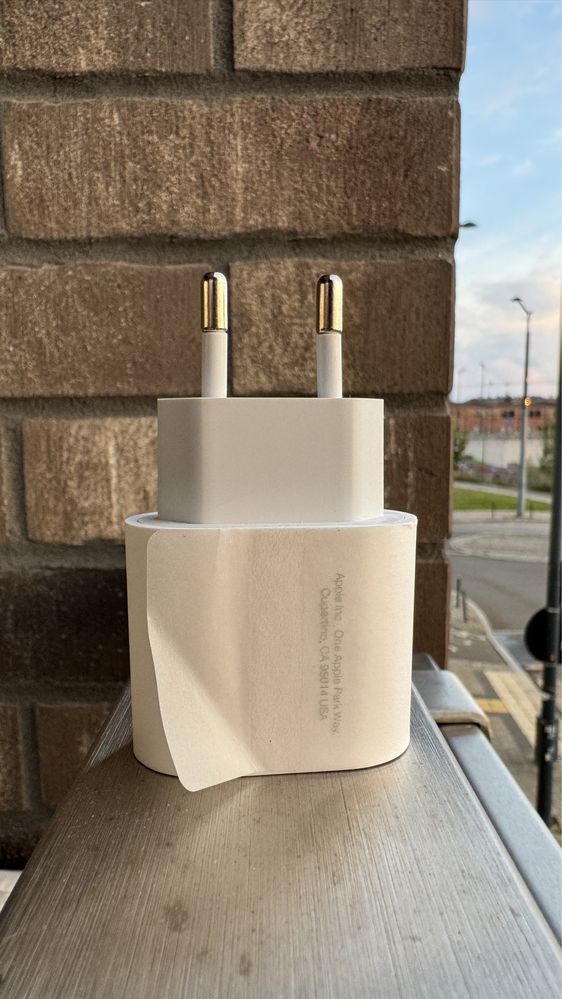 Ładowarka 20W Iphone/Ipad/Apple Watch
