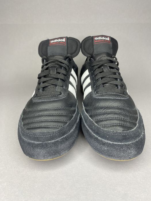 Adidas Mundial шкіряні футбольні футзалки як нові 42 42.5р адідас