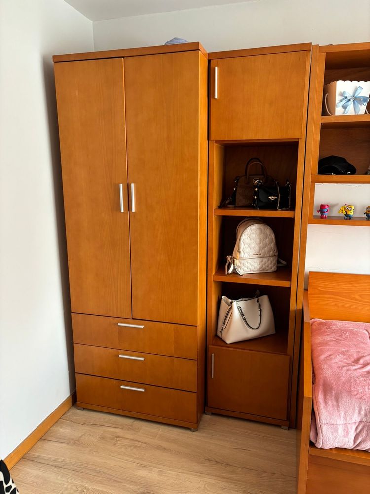 Estudio para quarto com secretaria