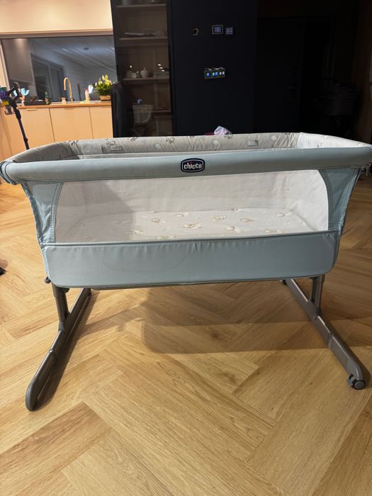 Łóżeczko dostawane Chicco NEXT to me