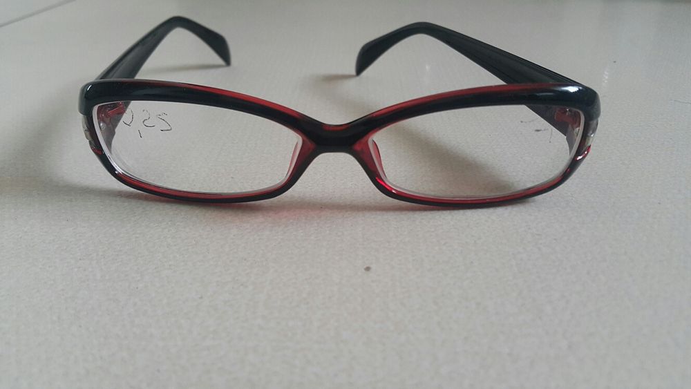 Oprawki okularowe moc -2.25 z antyrefleksem