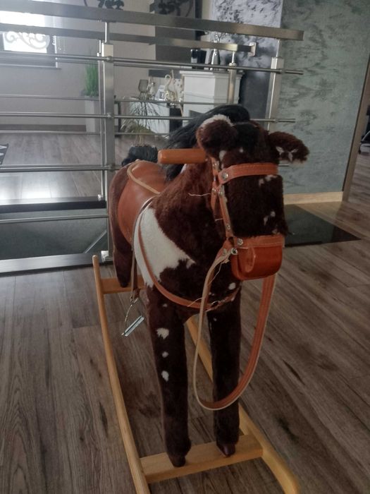 Koń na biegunach wysokość 60cm