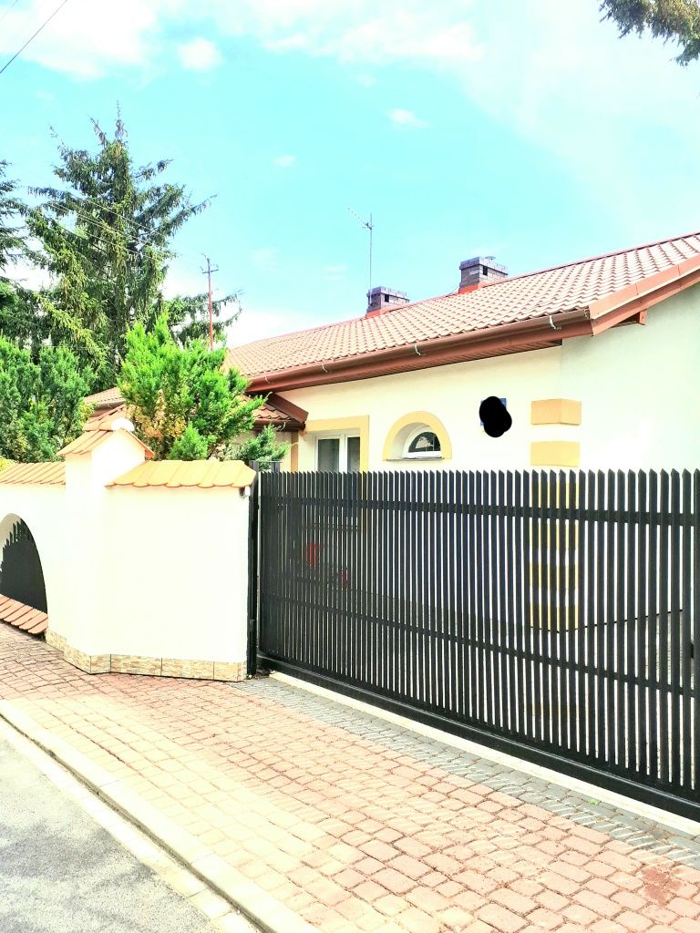 Dom do wynajęcia w Laszczkach 120 metrów kwadratowych