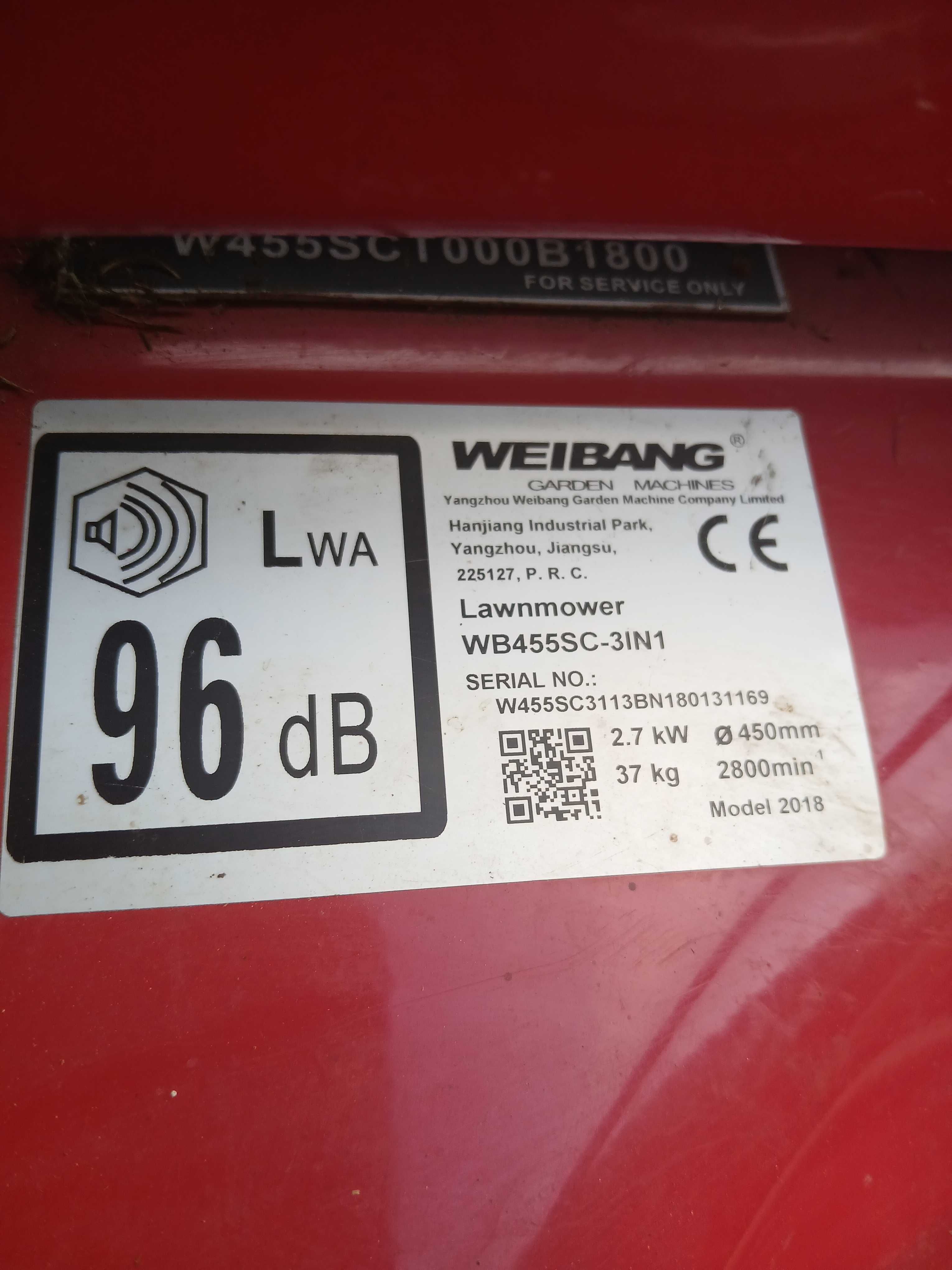 Kosiarka Weibang z  napędem z 2018 roku.