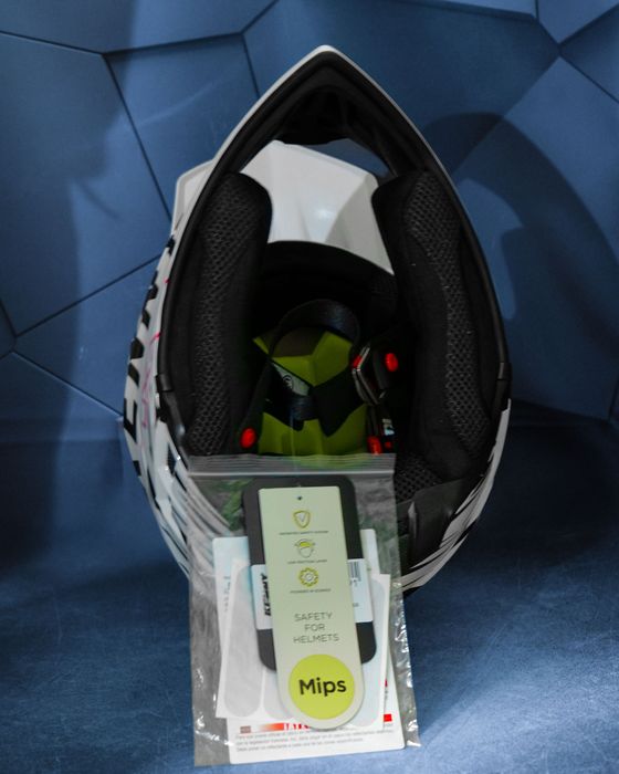 Мотошолом Agv  Shark Hjc shoei Scorpion Xlite  Ruroc Nolan rpha pista