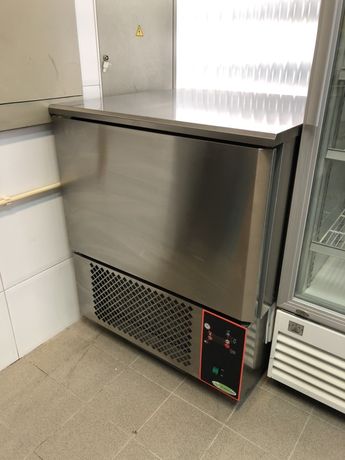Abateddor de temperatura de 5 GN1/1 ou 5 tabuleiros 600x400 - Novo