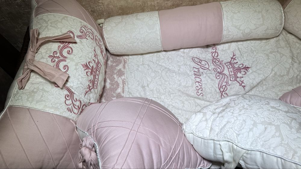 Дитячий постільний набір princesa  для ліжка для новонароджених