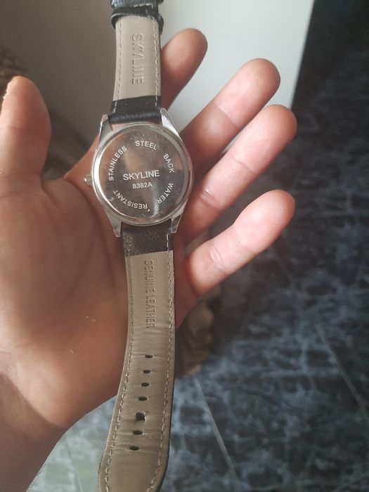 Relógio skyline stainless steel back