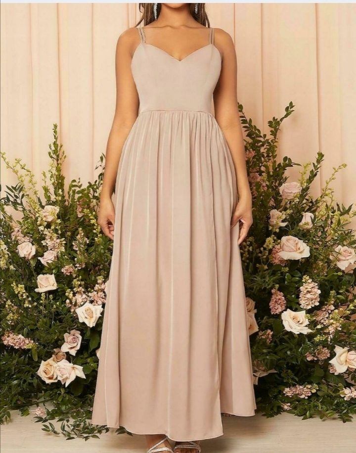 Elegancka sukienka długa beżowa wesele ML