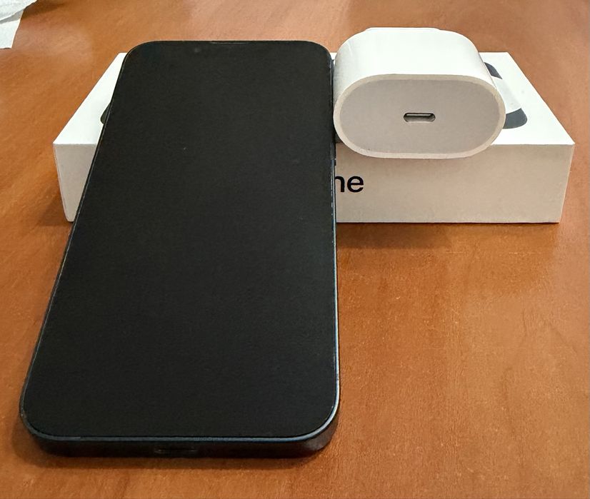 Smartfon APPLE iPhone 13 mini 5G 128GB 5.4" 74% Kondycja baterii