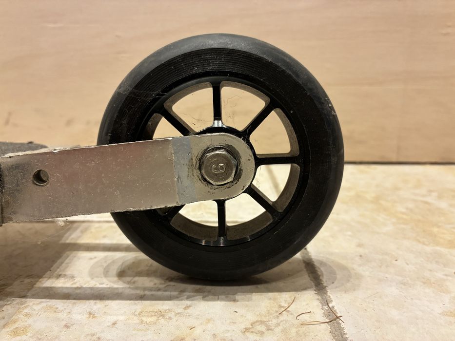 Trotinete c/Suspensão
