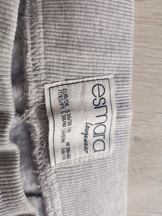 Szare, damskie spodnie, dresowe, rozmiar S / M (36/38)