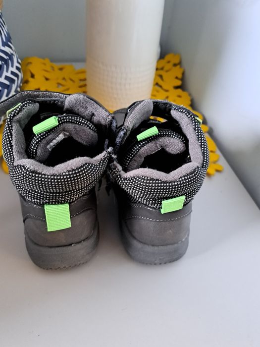 Nowe buty zimowe rozmiar 26