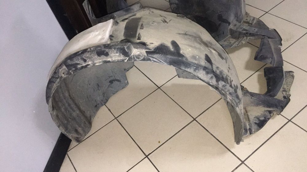 Підкрилок ТІгуан 2019 USA локер