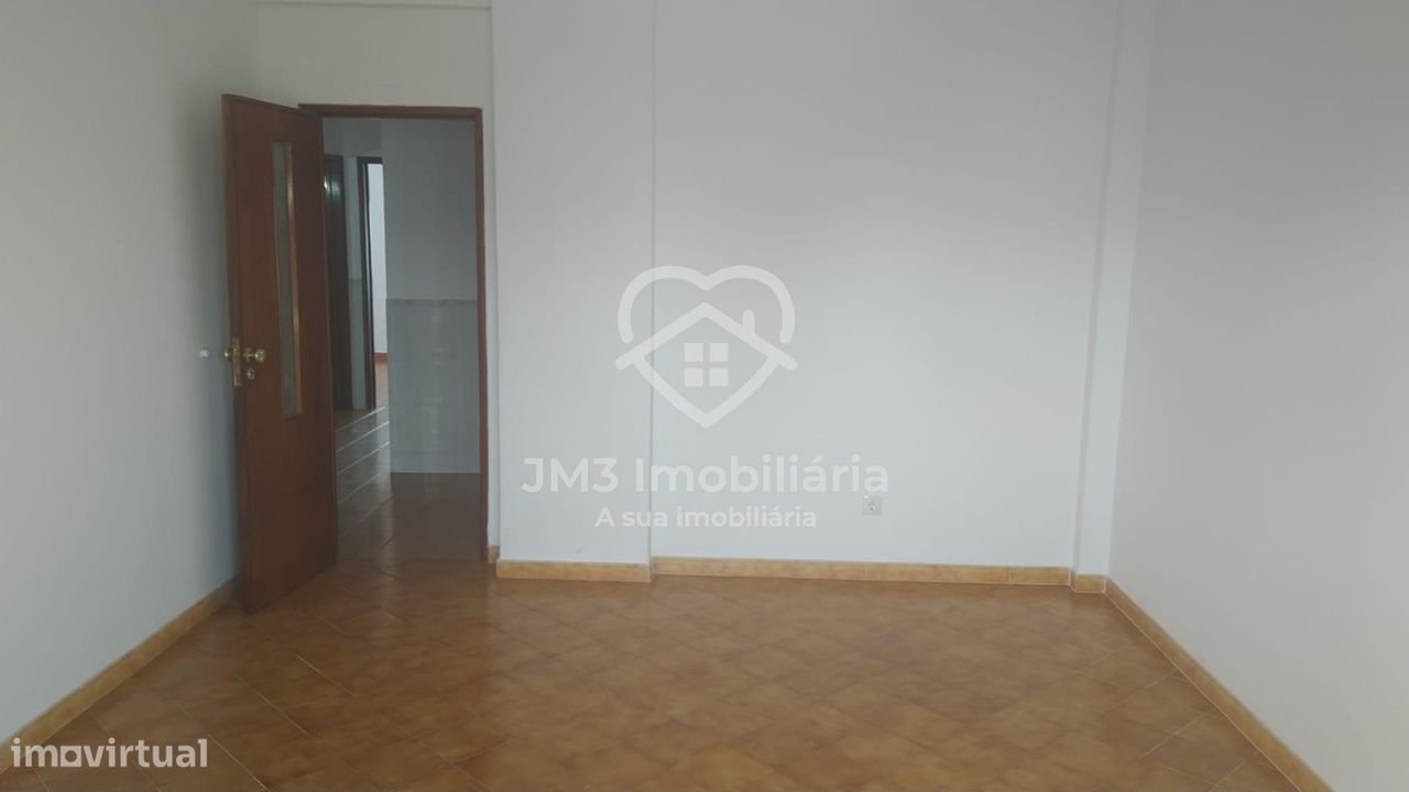 Apartamento T3 em Barreiro