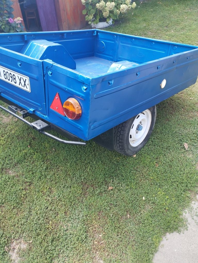 Продам прицеп лехковий