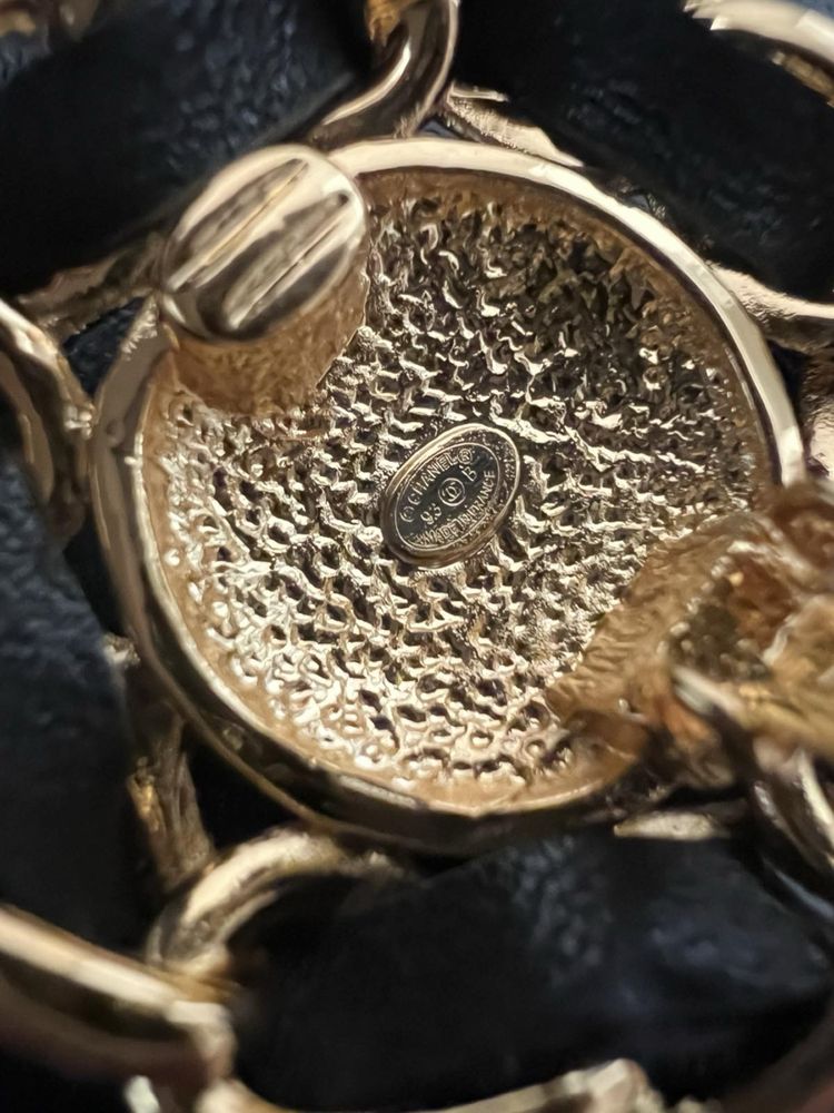 Вінтажні кліпси Chanel