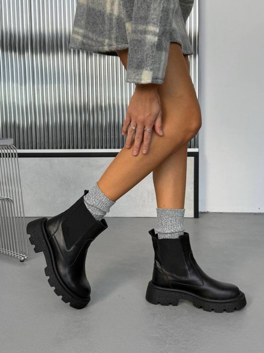 Жіночі зимові чорні челсі натуральна шкіра