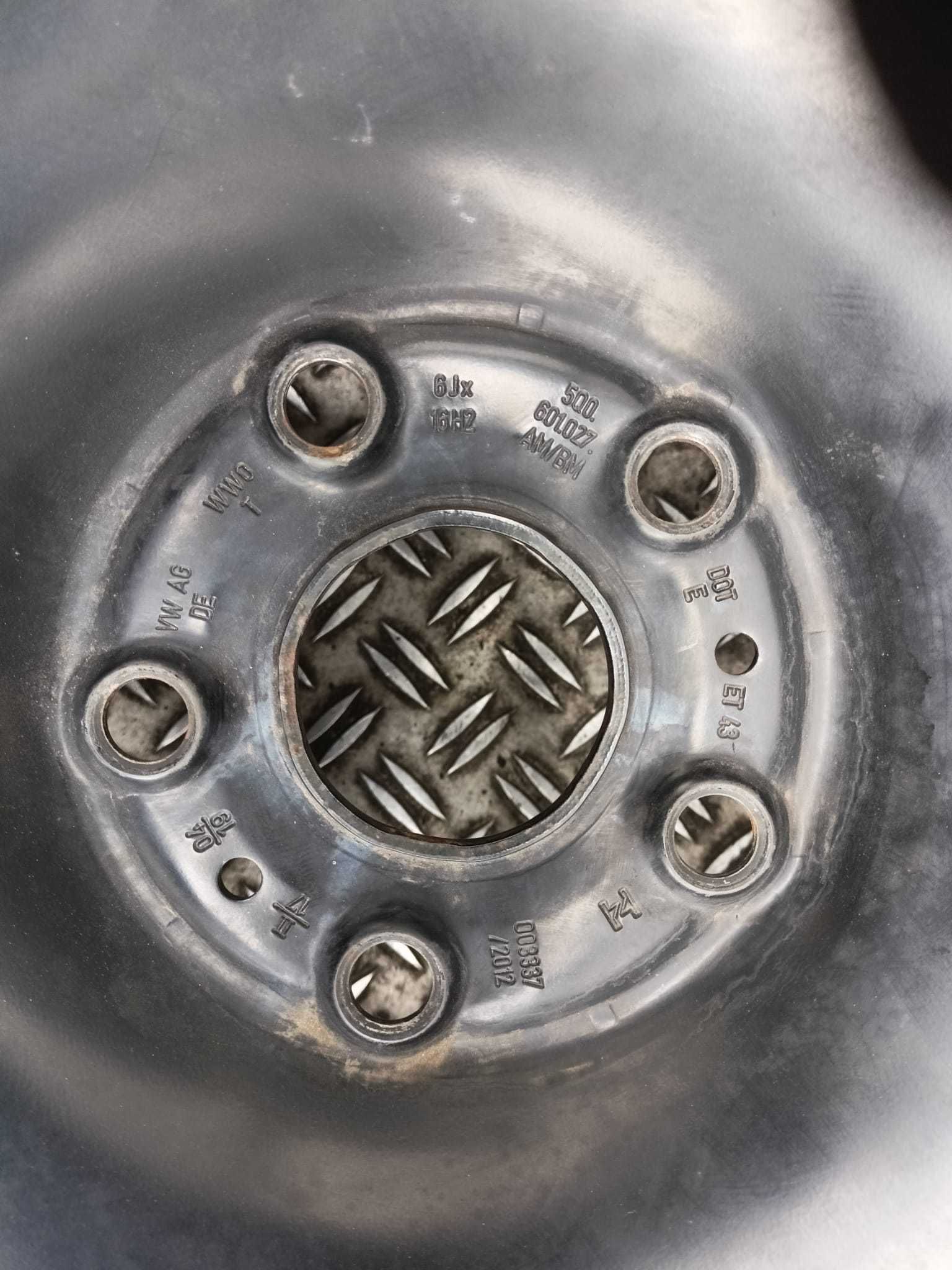 Oryginał felgi stalowe 16cali VW Golf Jetta Passat Skoda Audi S179