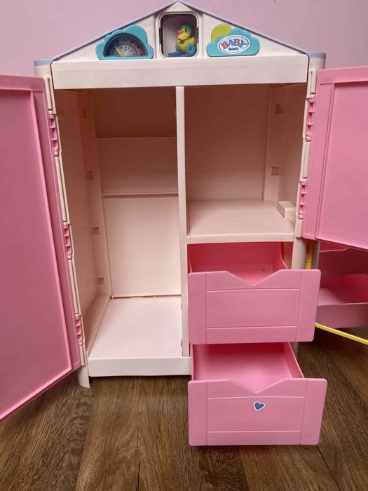 Szafa baby born z lustrem