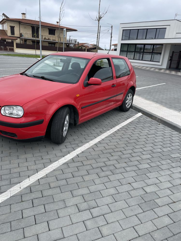 Vendo GOLF 4 /1.4 a gasolina