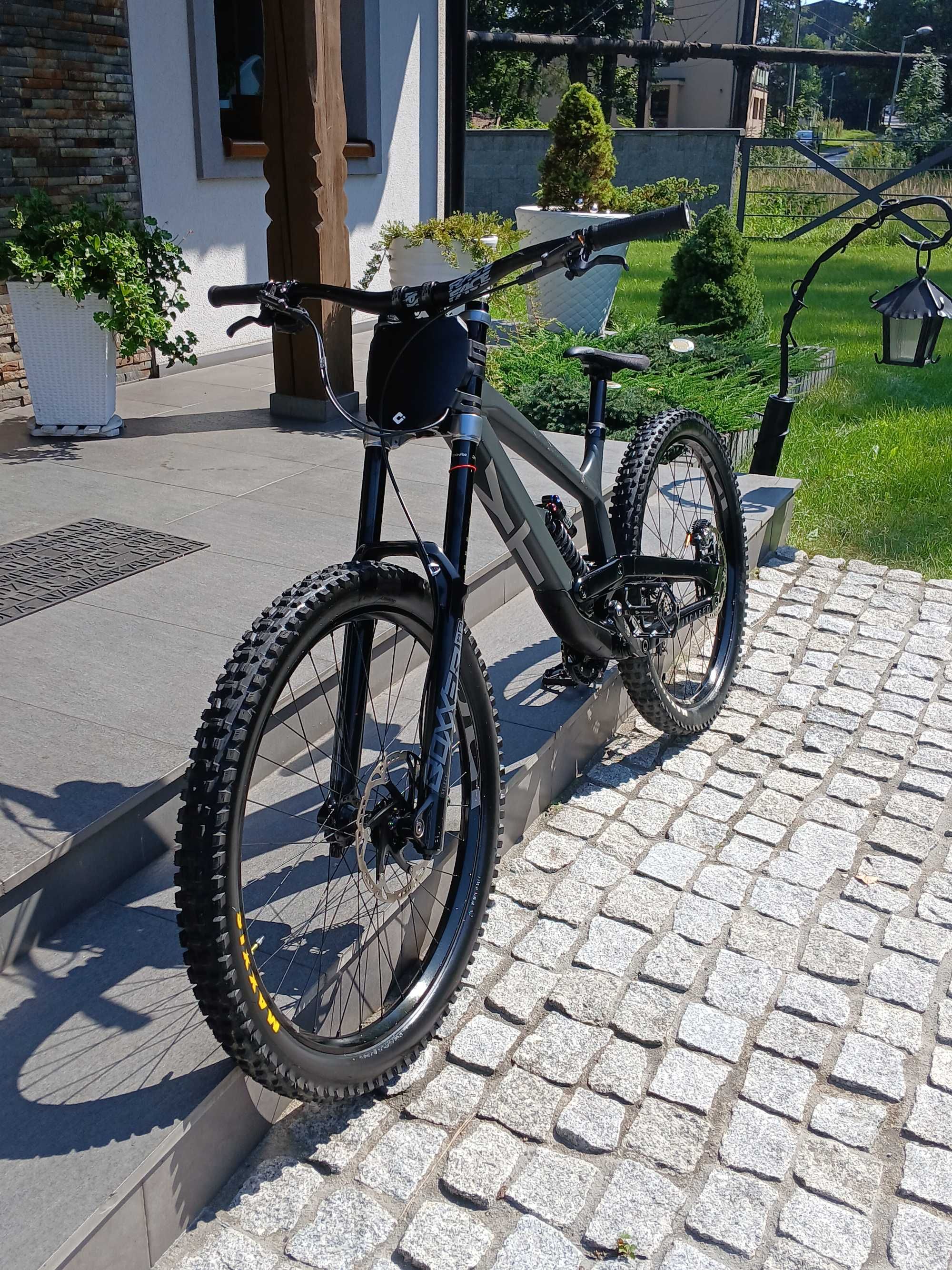 Yt tues core 1 rozmiar L 2022 downhill/freeride