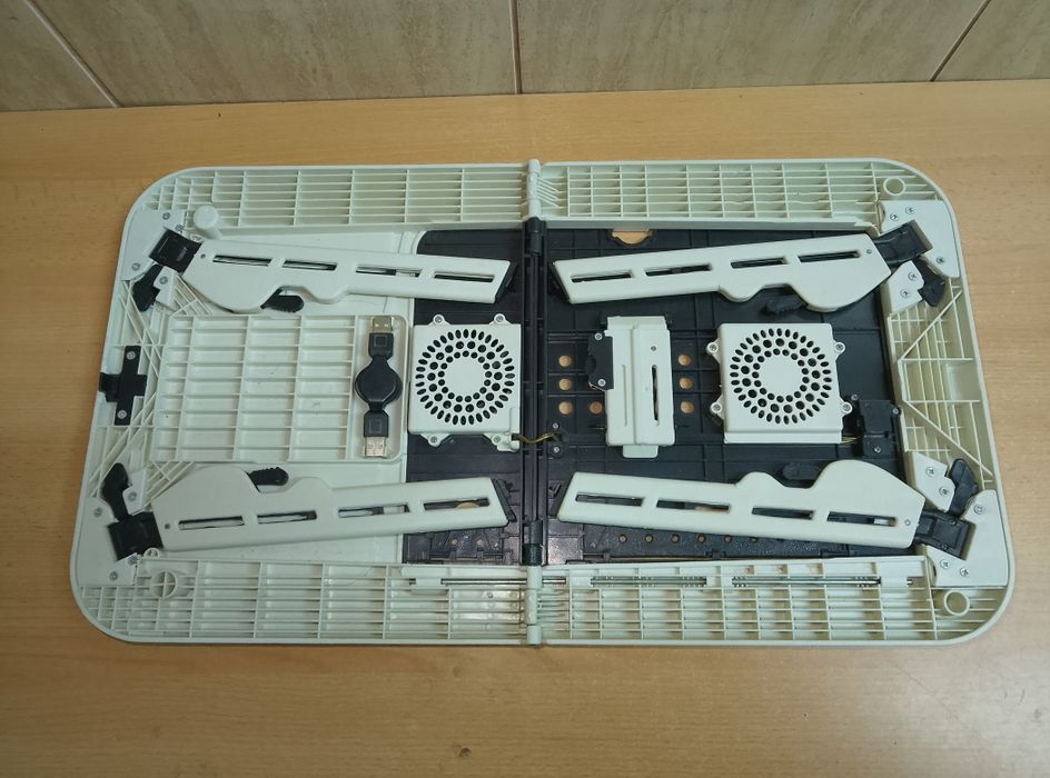 Podstawka chłodząca stolik pod laptopa 55x30x30 cm