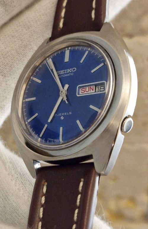 Zegarek Seiko z 1975 roku