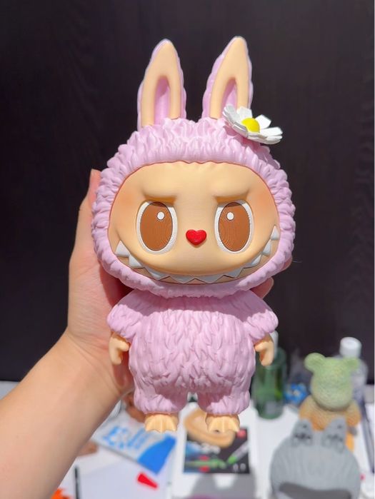 Labubu narizinho de coração  série labubu 25cm