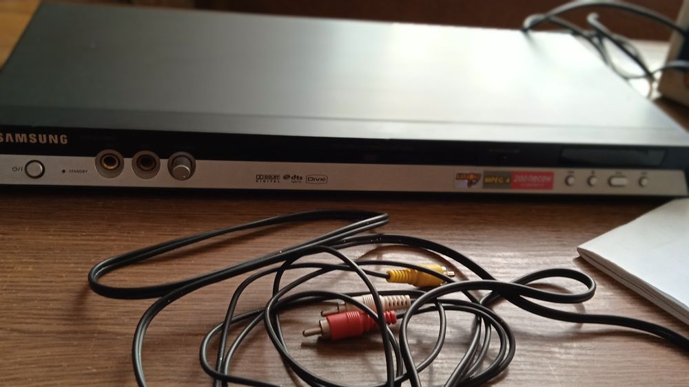 Програвач DVD з функцією караоке