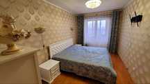 82.1м2, 6й поверх, газ, Салютна 4а біля Файна Таун, власник без %