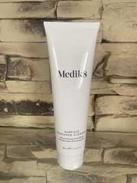 Гель для умывания Surface radiance cleanse Medik8 150 ml