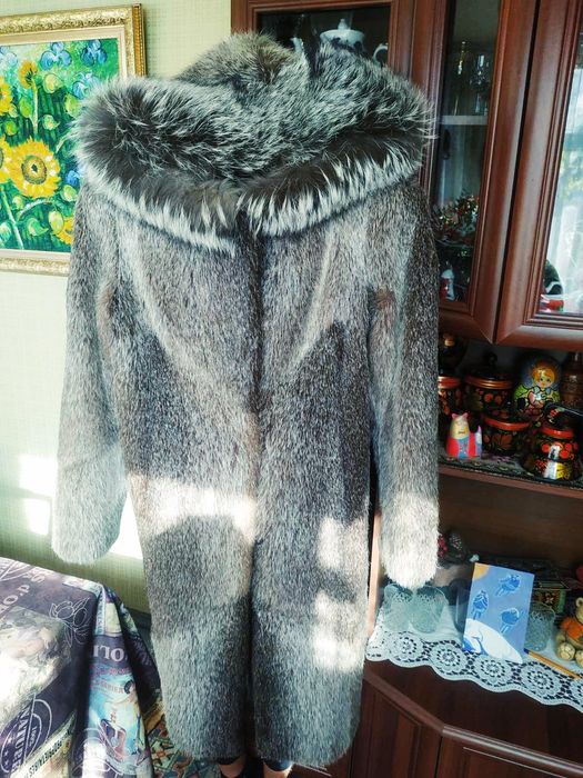 Продам шубу на девочку.