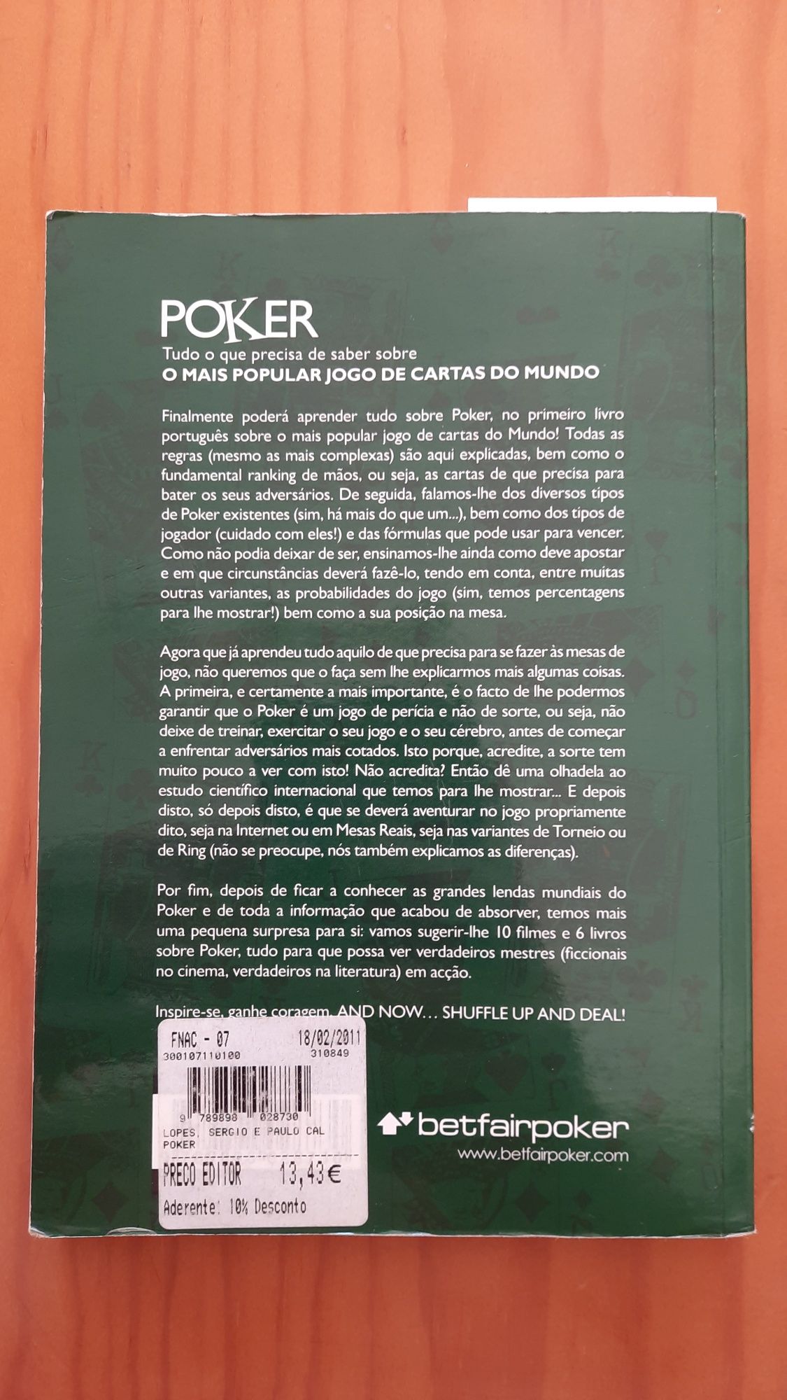 Livro com tudo que deves saber sobre Poker