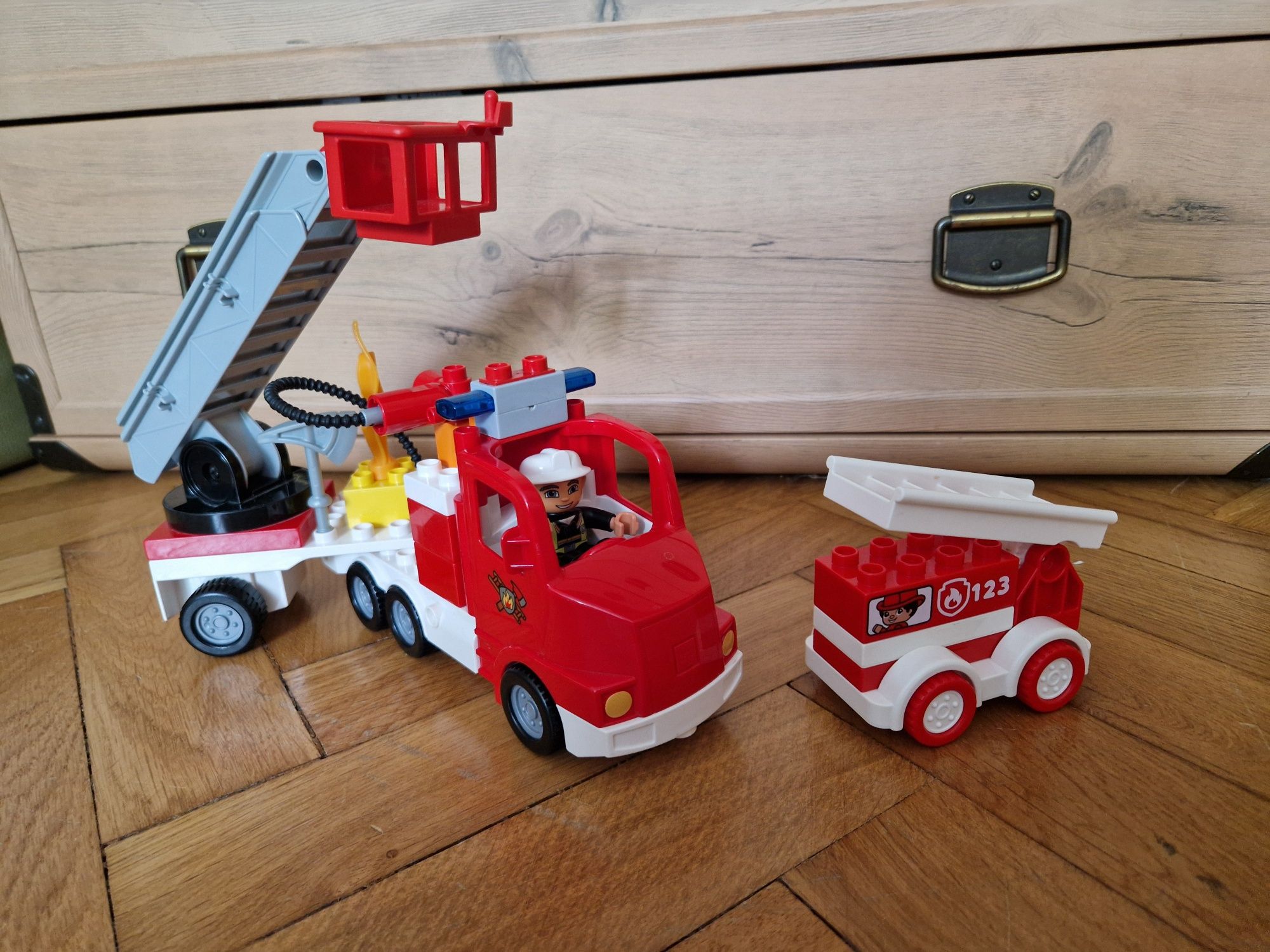 Lego DUPLO Wóz strażacki - 5782 i 10917