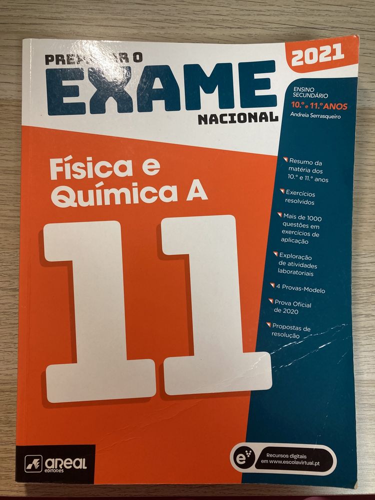 Livro de preparação para exame de física e química A