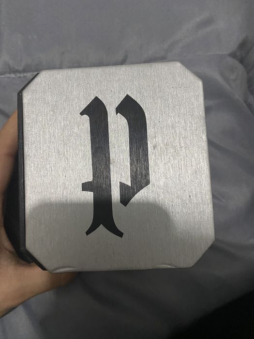 Relógio da marca Police