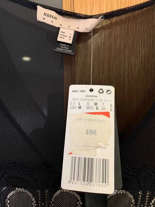 Vestido em renda