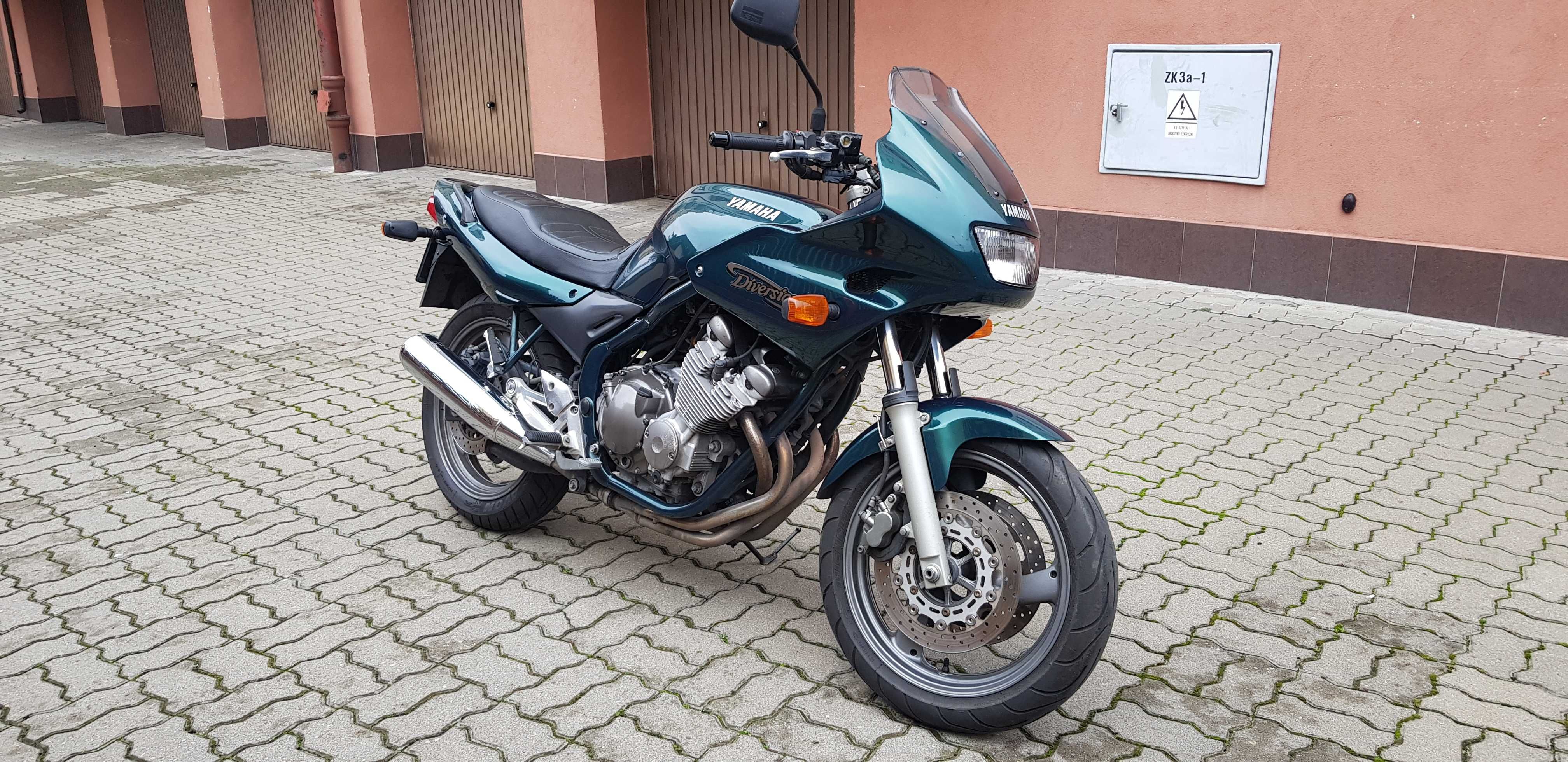 Yamaha XJ600S Diversion