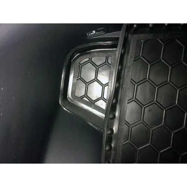 Коврик в багажник Hyundai i20/Tucson/i30/Staria/Venue/Ioniq/Kona/Getz