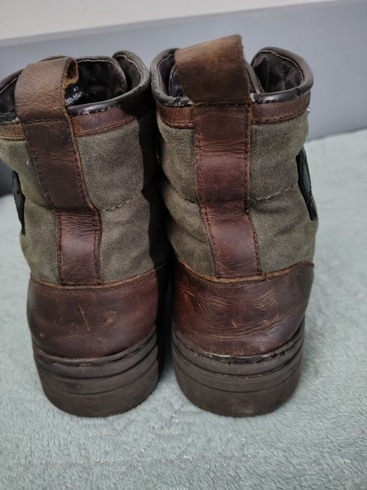 Чоловичи чоботи, Kazar